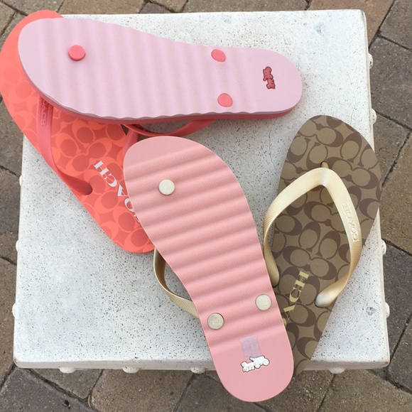 Coach Flip Flops - Picture 5 of 7